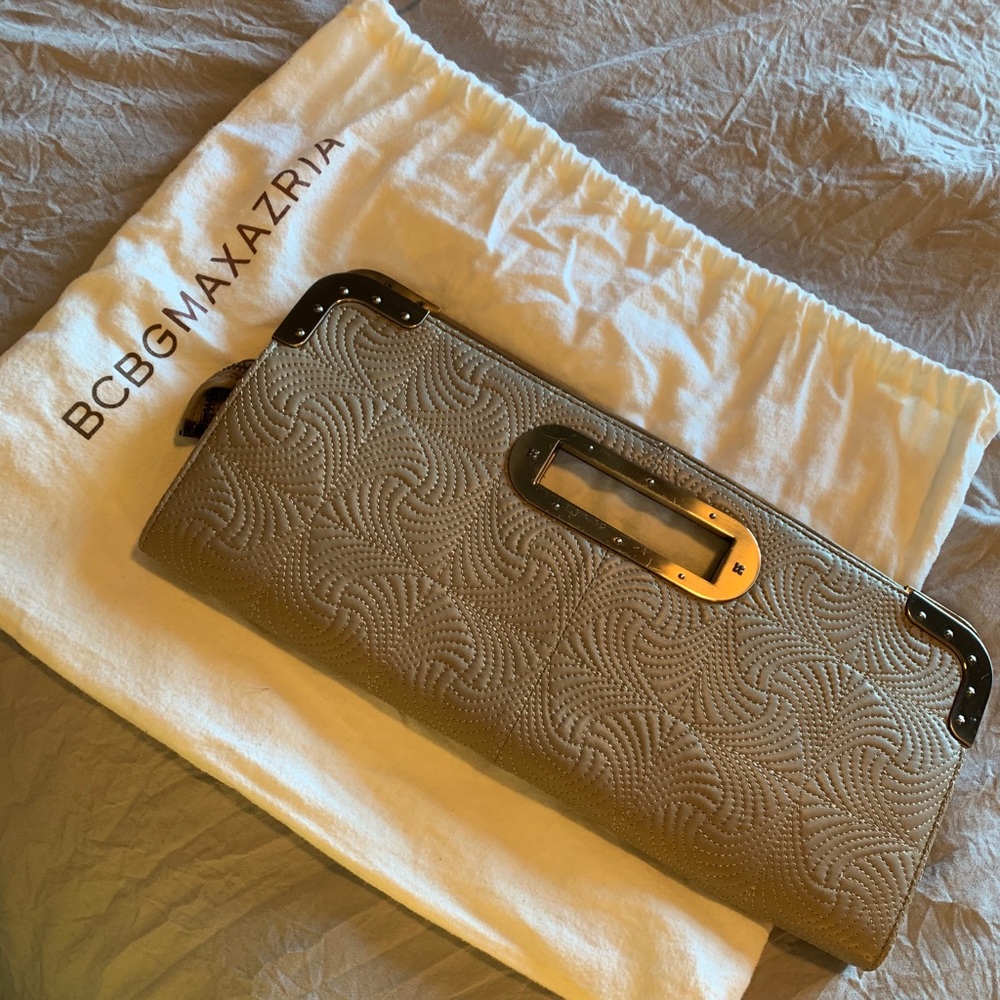 BCBG clutch